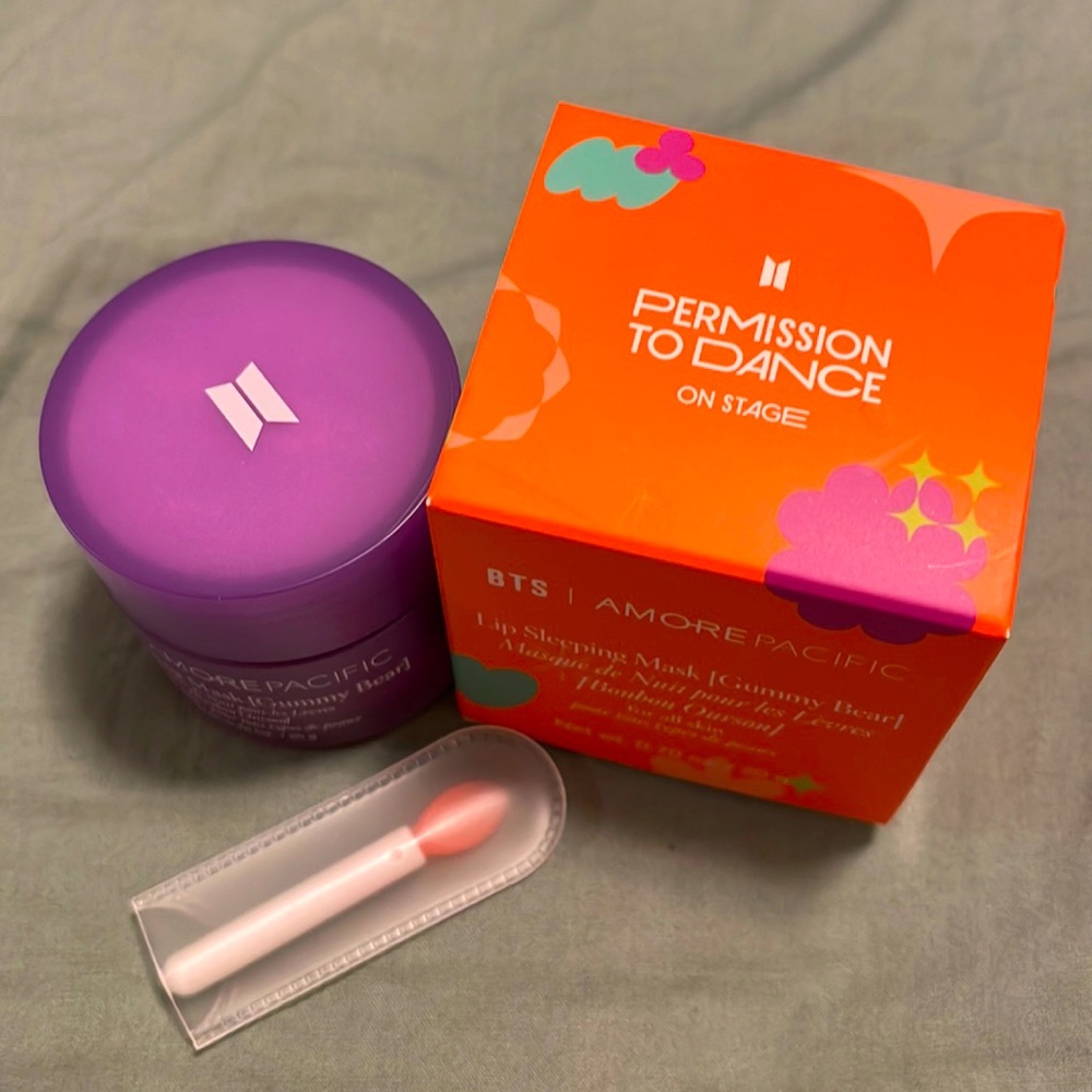 BTS PTD Amore Pacific Lip sleeping mask